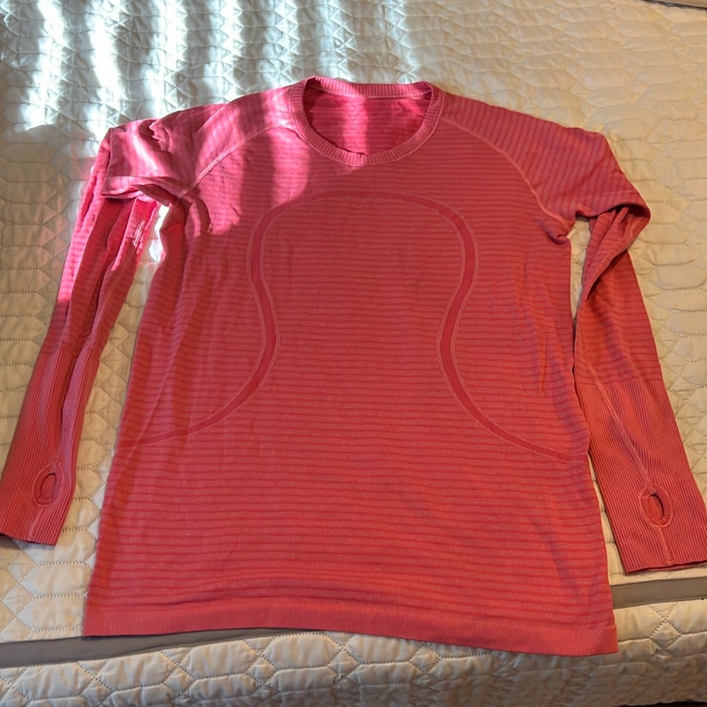 Lululemon long sleeve top